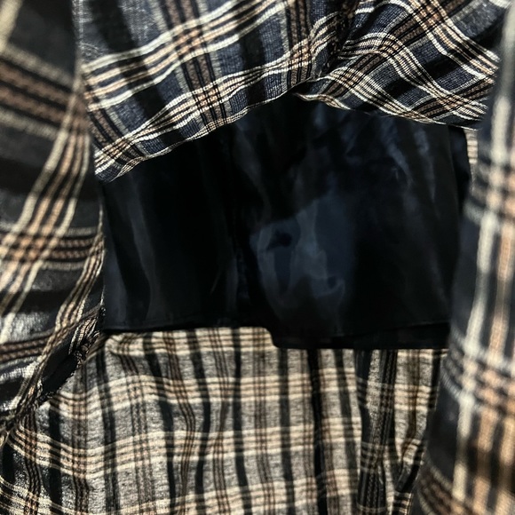 MIDI plaid skirt with button and pockets - Picture 2 of 8